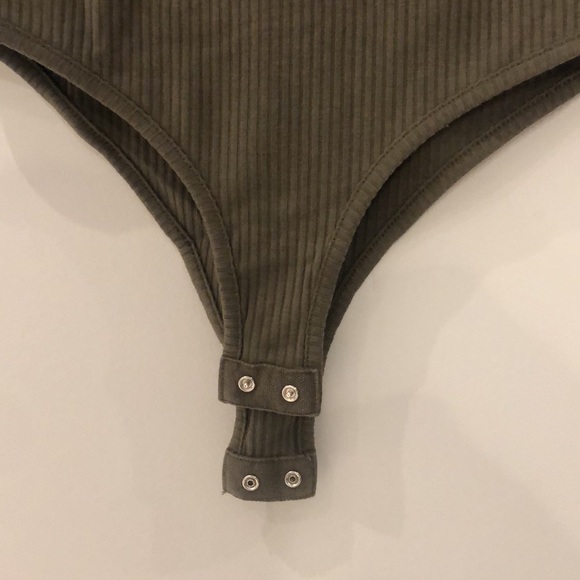 Khaki Bodysuit - Picture 3 of 4